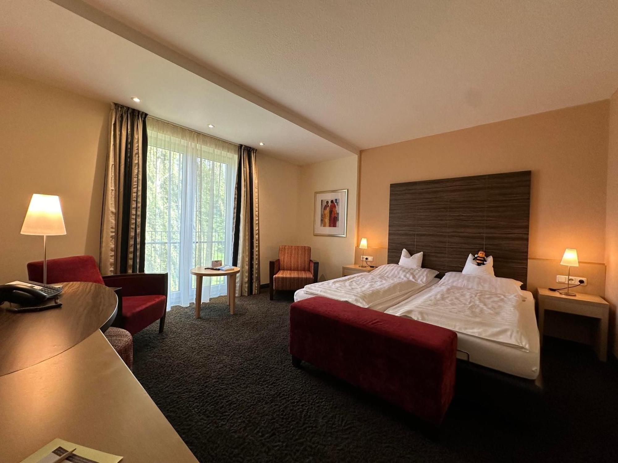Koehlers Forsthaus Wellness & Genuss Hotel Aurich Exterior photo