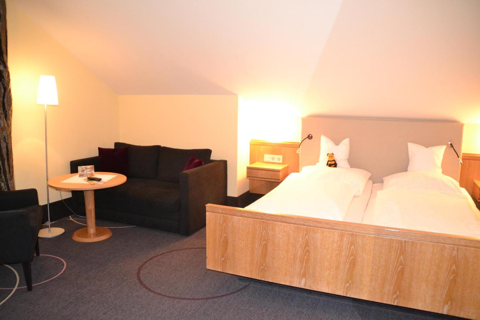Koehlers Forsthaus Wellness & Genuss Hotel Aurich Exterior photo
